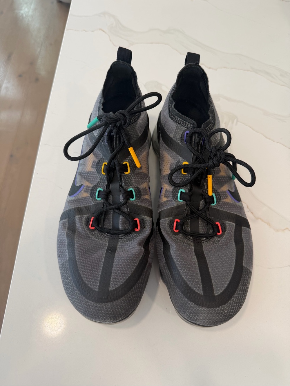 Nike Men’s Gray Athletic Trainers with Multicolor Eyelets